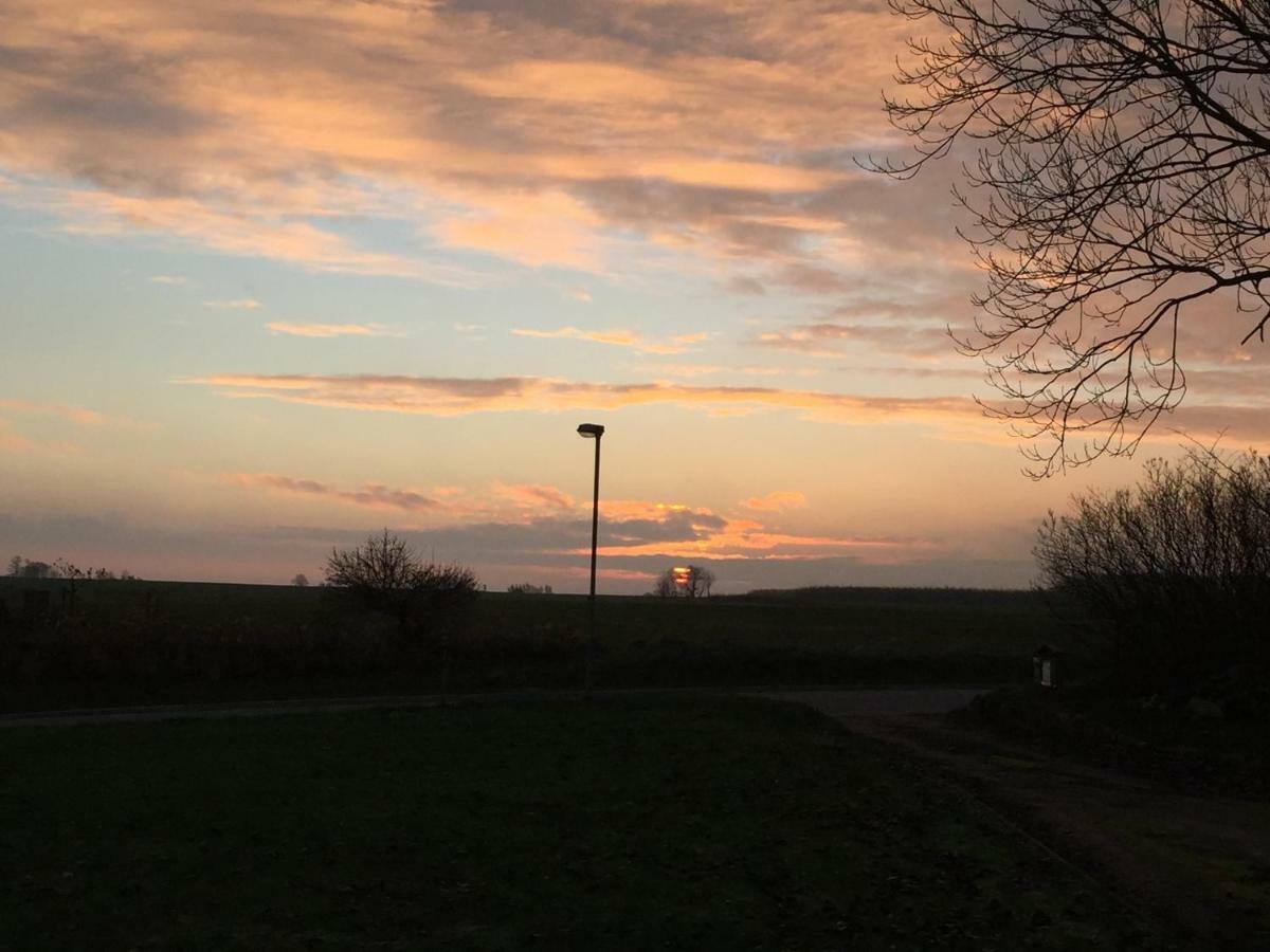 Ferienwohnungen "Weitblick" Und "Schwalbennest" Lodmannshagen エクステリア 写真