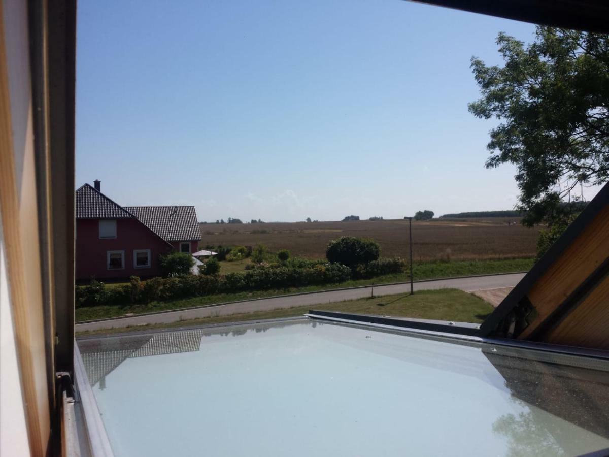 Ferienwohnungen "Weitblick" Und "Schwalbennest" Lodmannshagen エクステリア 写真